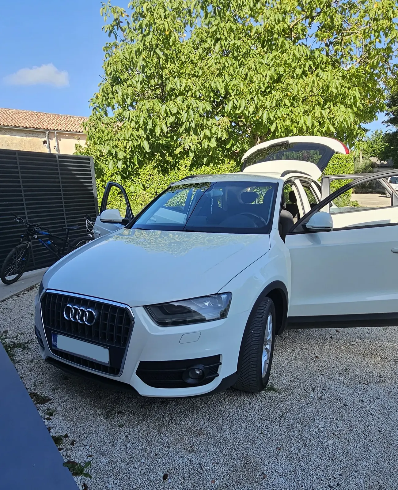 Audi Q3 nakon detailinga - pogled 2