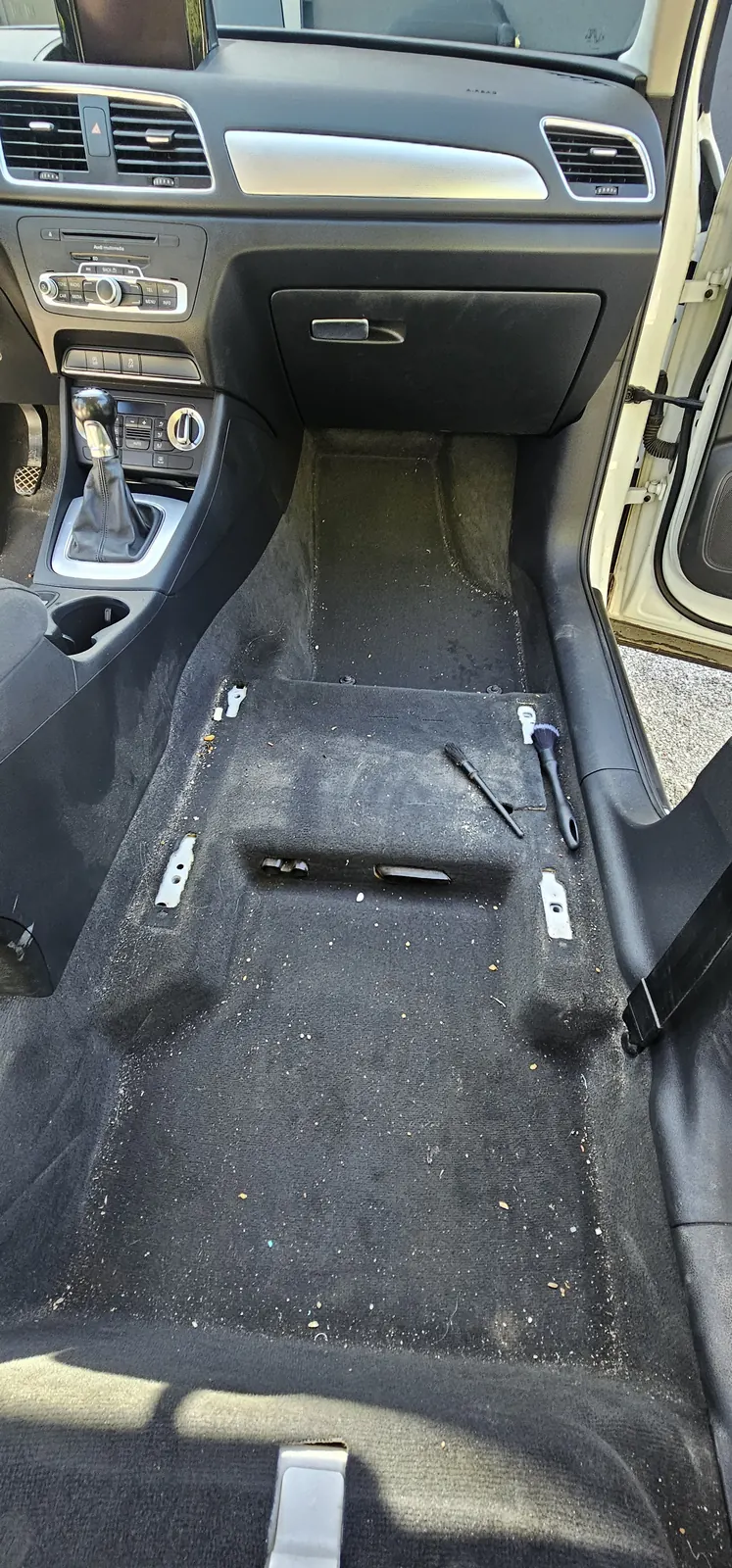 Audi Q3 prije detailinga - pogled 2