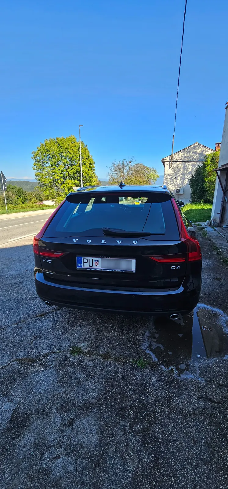 Volvo V90 nakon detailinga - pogled 2