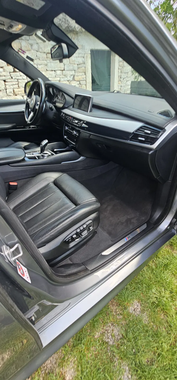 BMW X6 nakon detailinga - pogled 1